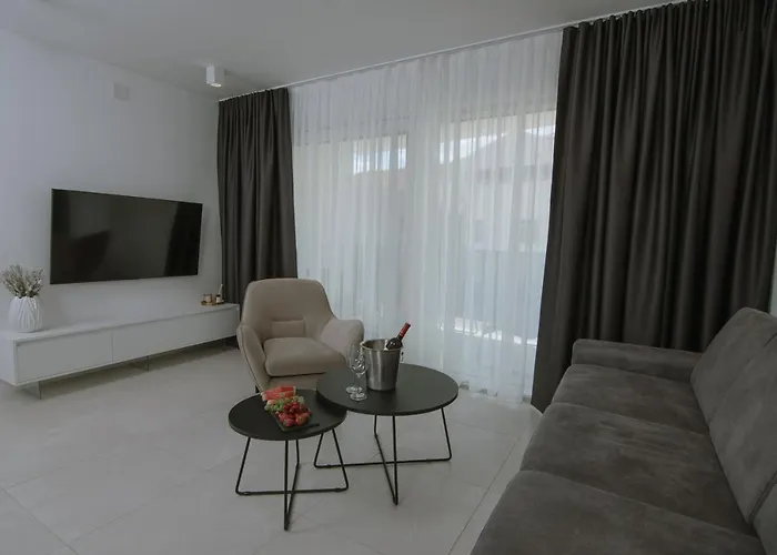 Adriatic Pearl * Trogir